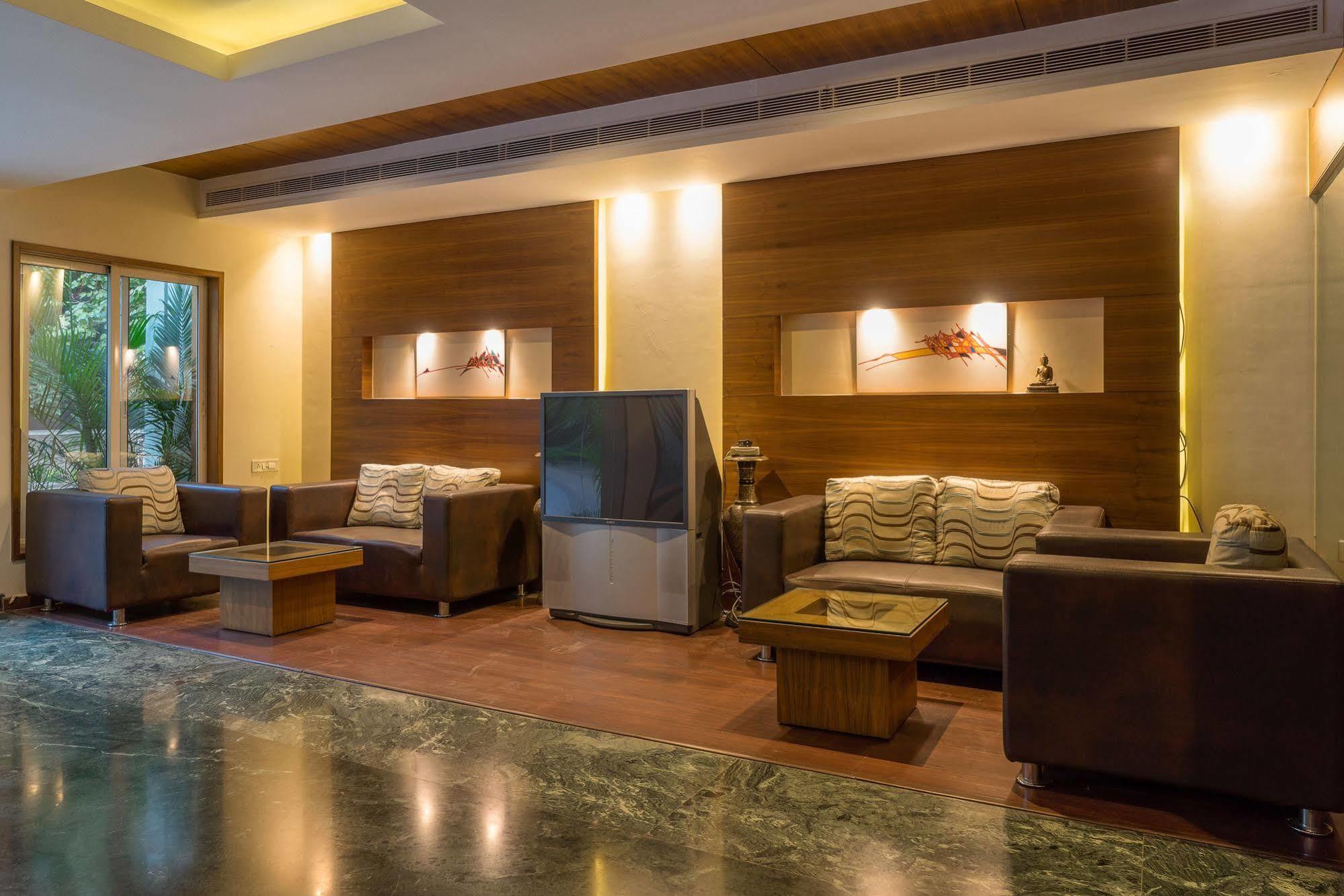 Mint Koregaon Park Next To Osho Ashram بونة المظهر الخارجي الصورة