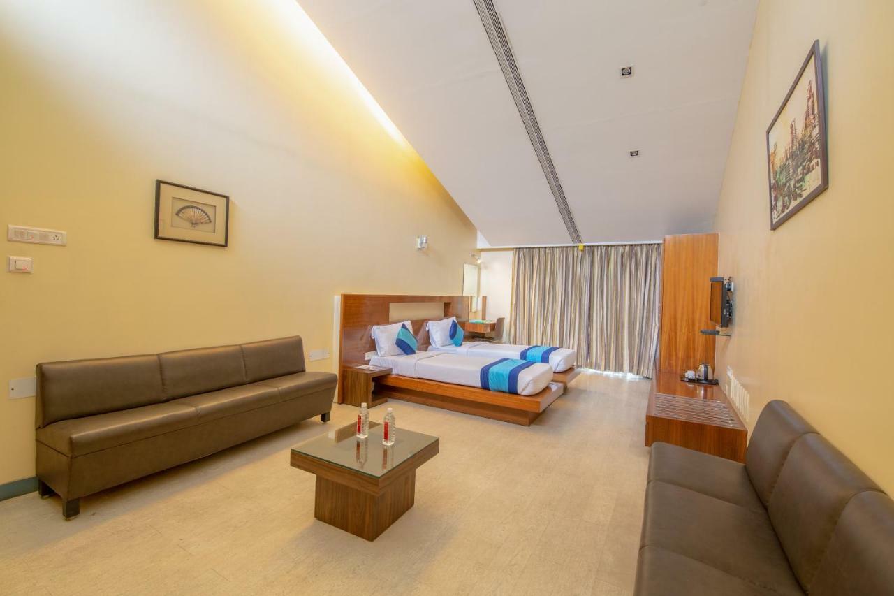 Mint Koregaon Park Next To Osho Ashram بونة المظهر الخارجي الصورة